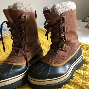 Sorel caribou leather boots 7.5 W
